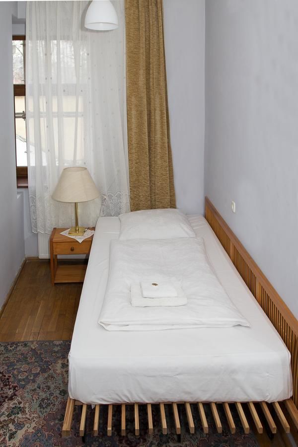 Отель Hotel Karkonosze Каменна-Гура-23